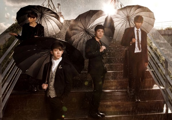 2AM Saint o'clock main1.jpg